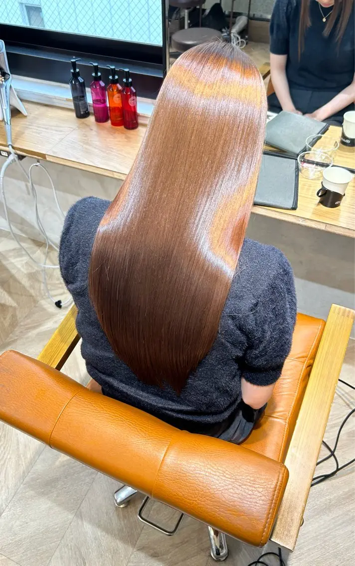 💗【人気No.2メニュー】💗デザインカット+うる艶カラー+Aujua1ステップトリートメントの写真