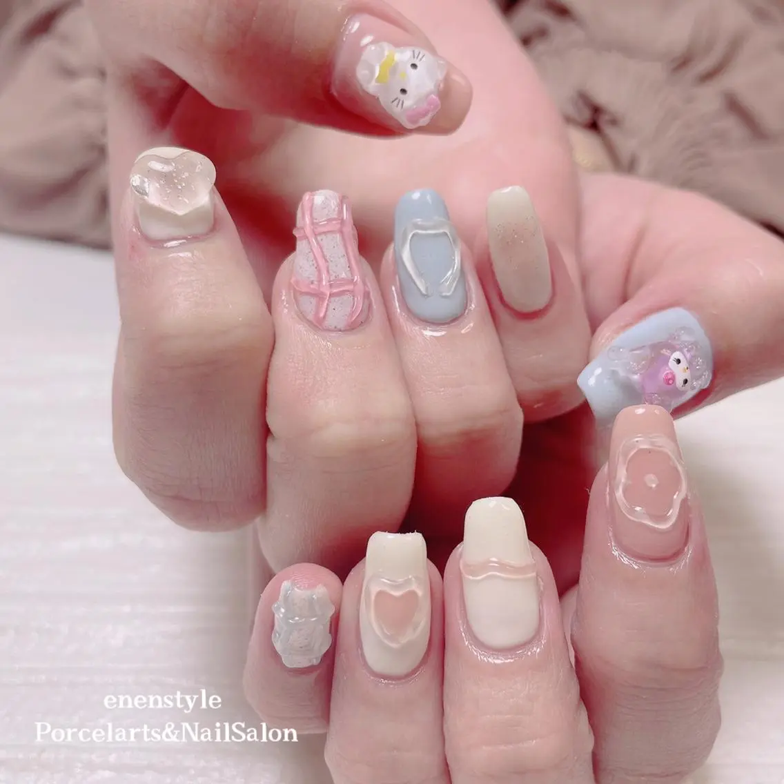 ミディアム ネイル 🐾enen style 🐾のネイルデザイン