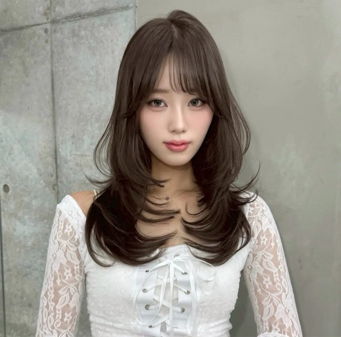 セミロング 浦和🩶Wカラー ×美髪矯正 ジュエリのヘアスタイル