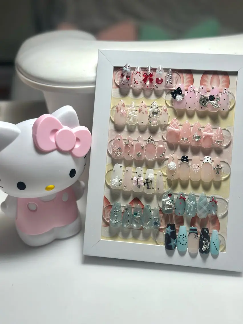 ネイル ハンドネイル nail salon ERHNÉのネイルデザイン
