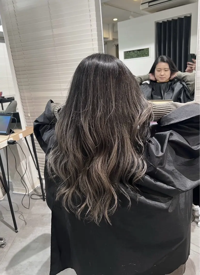 ロング カラー バレイヤージュ グレージュ レイヤーカット 指名数No.1 /NAOYAのヘアスタイル