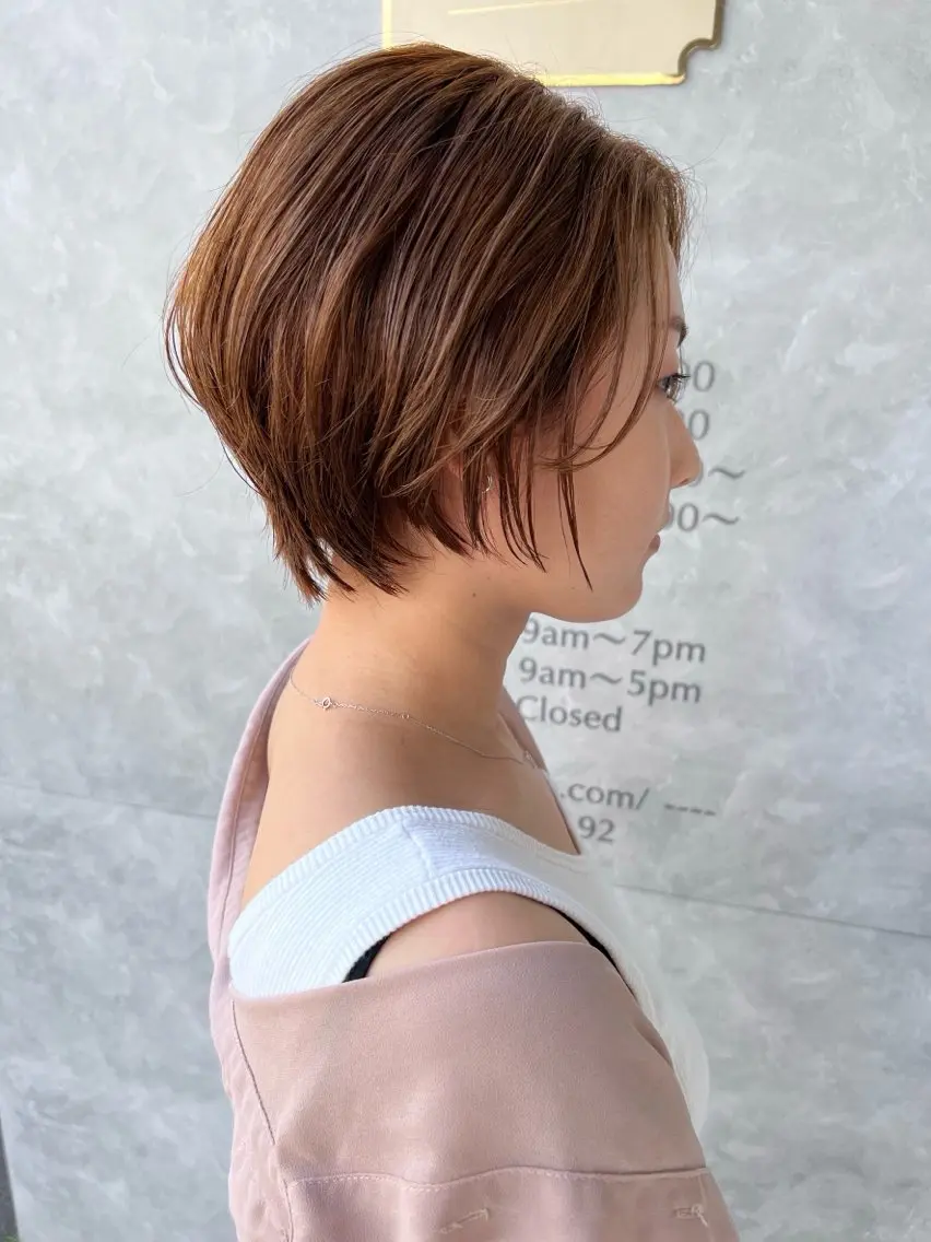 ショート カット 佐藤 凜のヘアスタイル