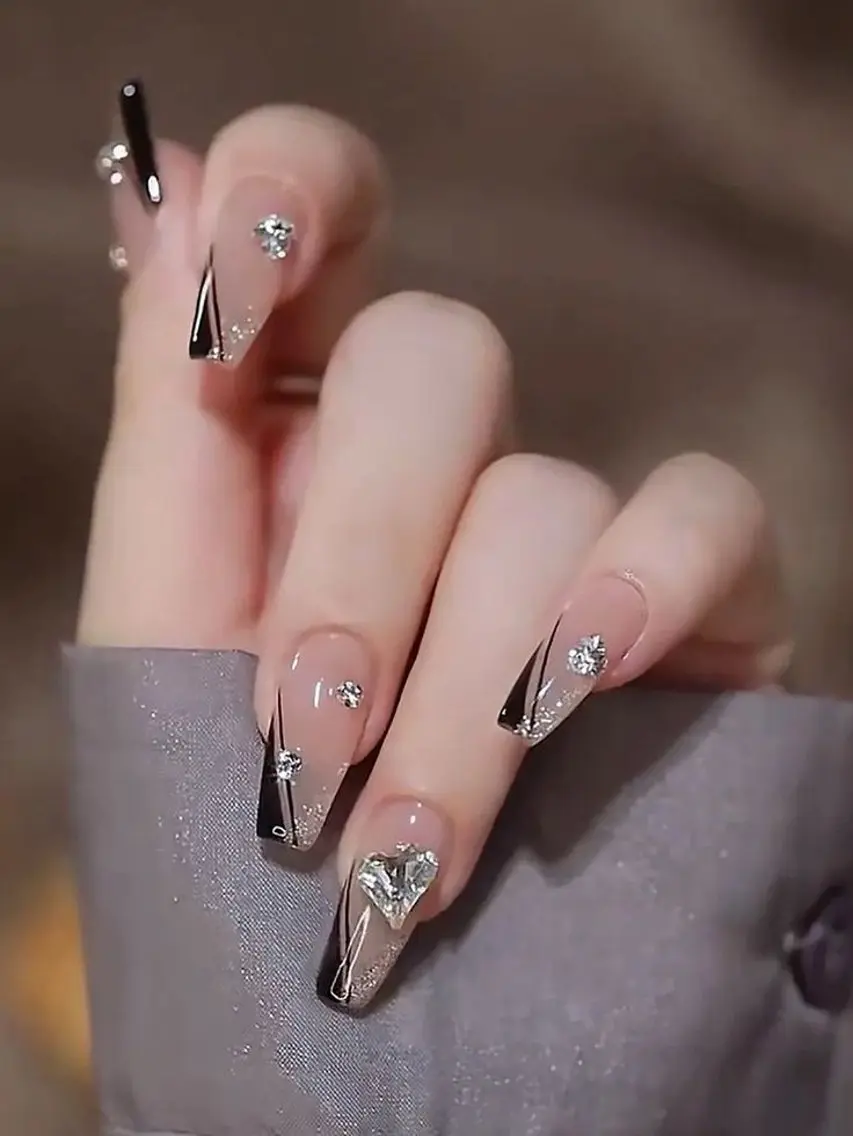 ネイル アートネイル 長さ出し ジェルネイル 韓国ネイル 持ち込み kana nailのネイルデザイン