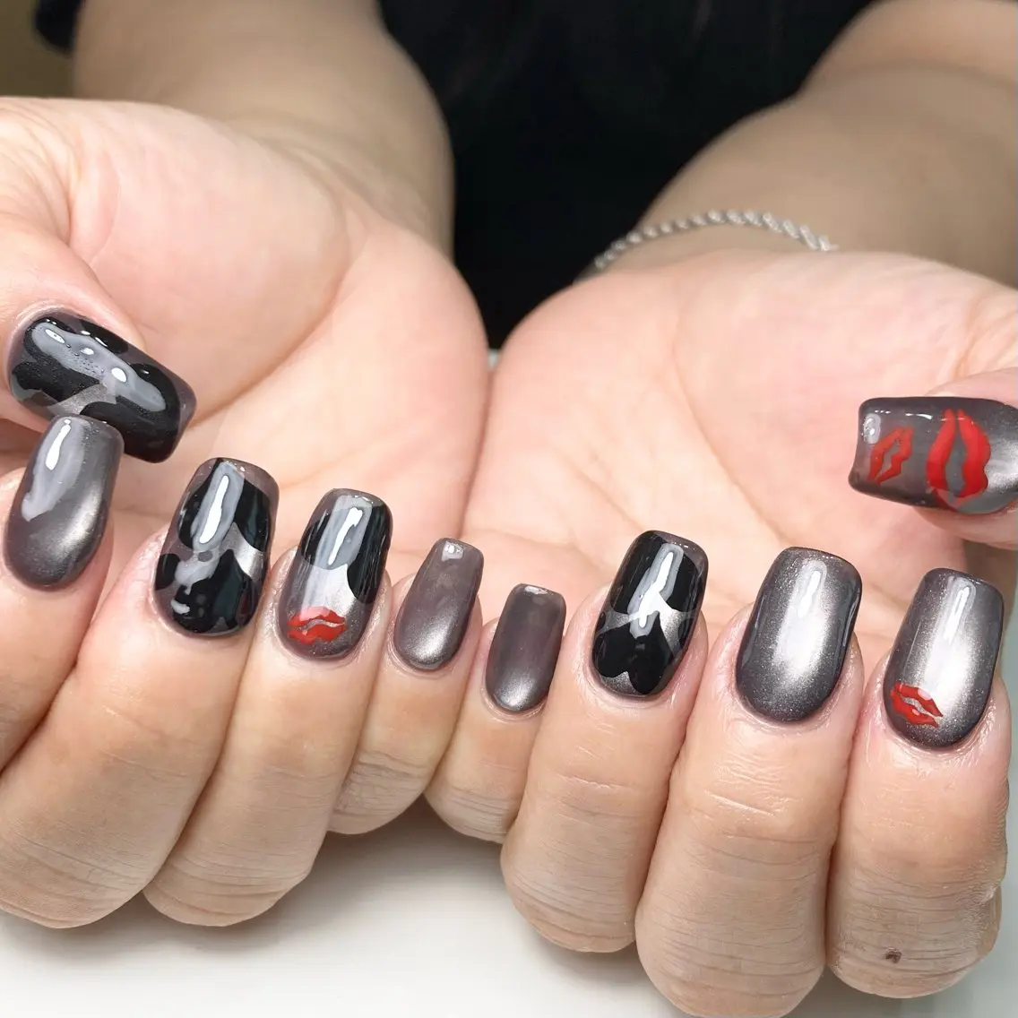 ネイル Legit nail salonのネイルデザイン
