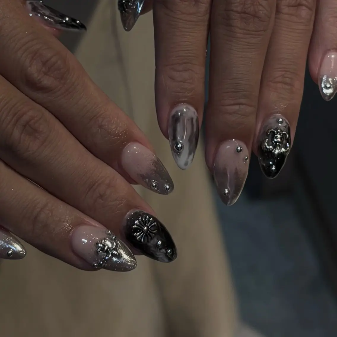 ネイル ハンドネイル 🦋WOLTOKYO 🦋shizukuのネイルデザイン