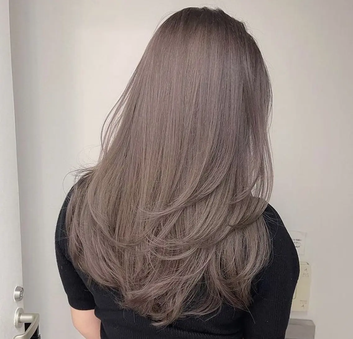 ロング カラー カット ヘアカラー トリートメント 🌼あんなtrend color🌼のヘアスタイル