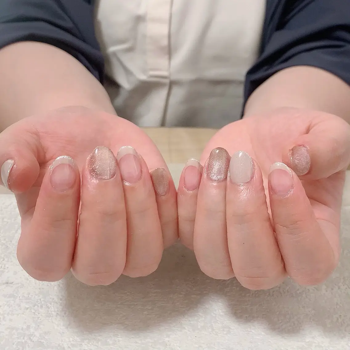 ネイル オーロラネイル フットネイル フレンチネイル ジェルネイル 韓国ネイル mogunail &blowのネイルデザイン