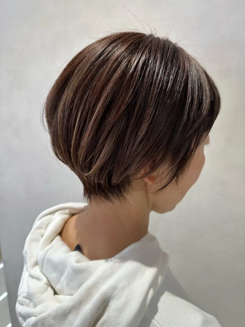 ショート ショートボブ ボブ ショートヘア カット トリートメント ヘアセット アース 新越谷店💇‍♀️のヘアスタイル