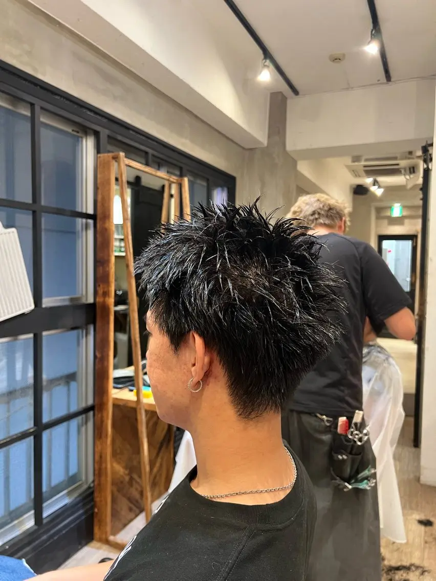 ショート カラー パーマ メンズ カット トリートメント ヘアセット 吉岡 幸之進のヘアスタイル