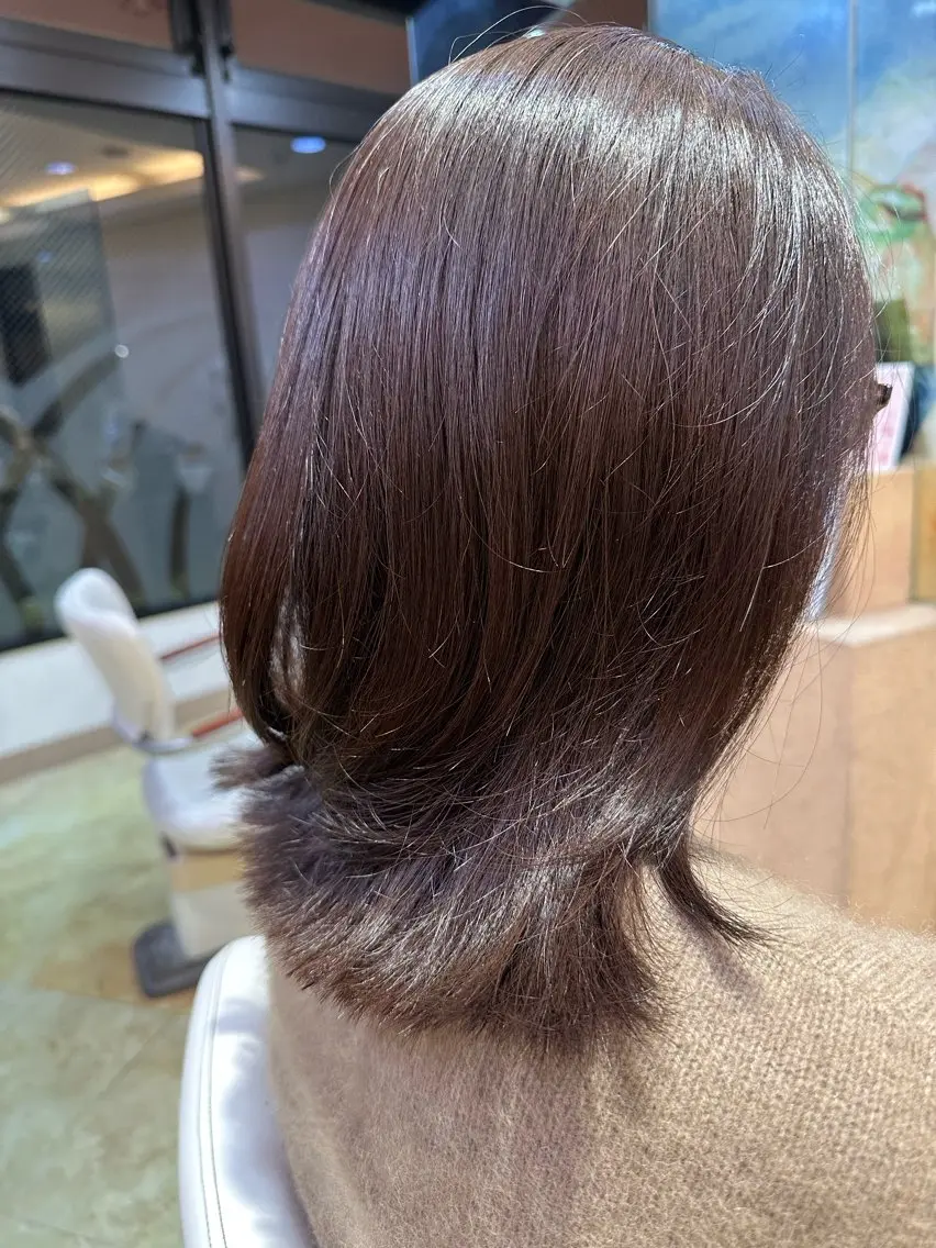 ミディアム カラー レイヤーカット シュヴー門前仲町 モデル募集中のヘアスタイル