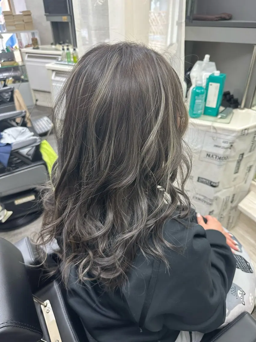 ロング カラー ヘアカラー トリートメント WEST✂︎AKI HIRO✂︎大和高田のヘアスタイル