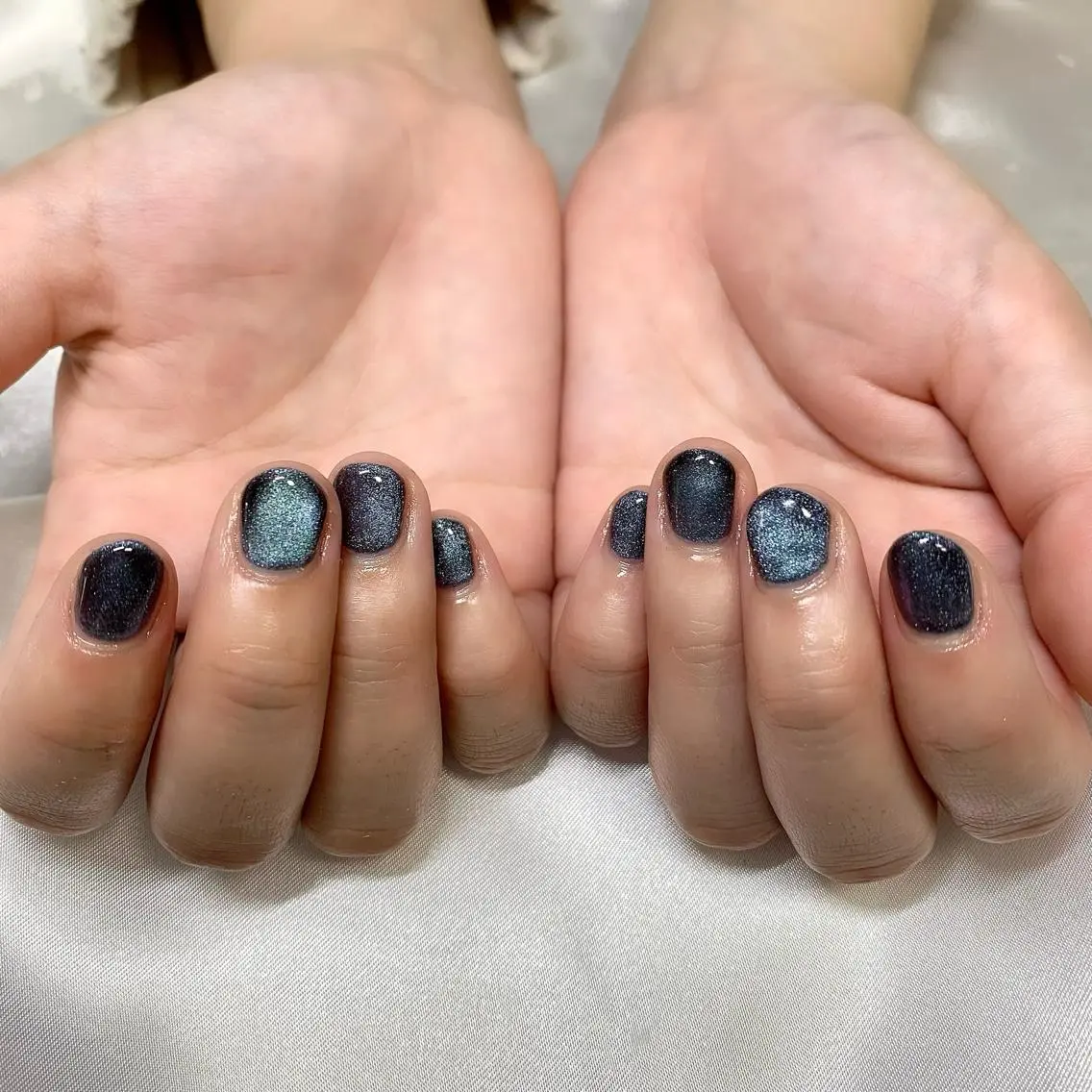 ネイル マグネットネイル ハンドネイル Lucid Fleur Amiのネイルデザイン