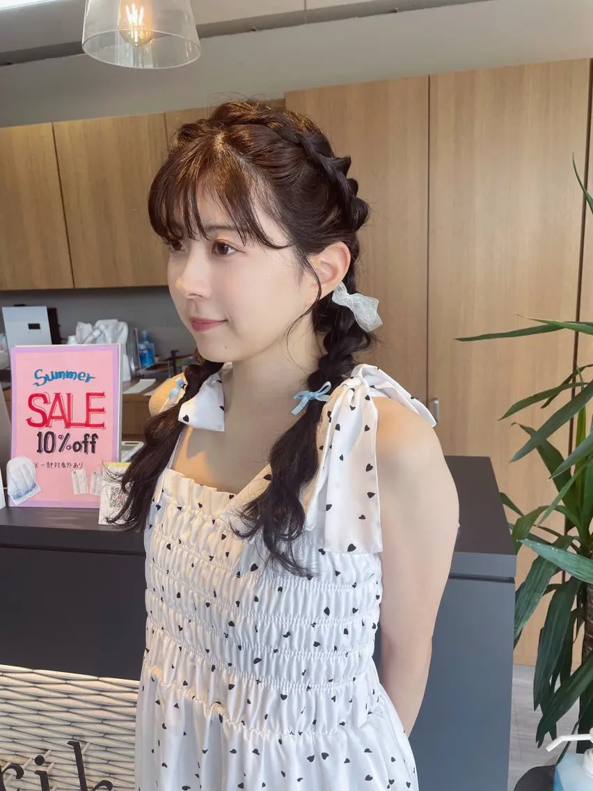 ロング ヘアアレンジ マキノ キョウカのヘアスタイル