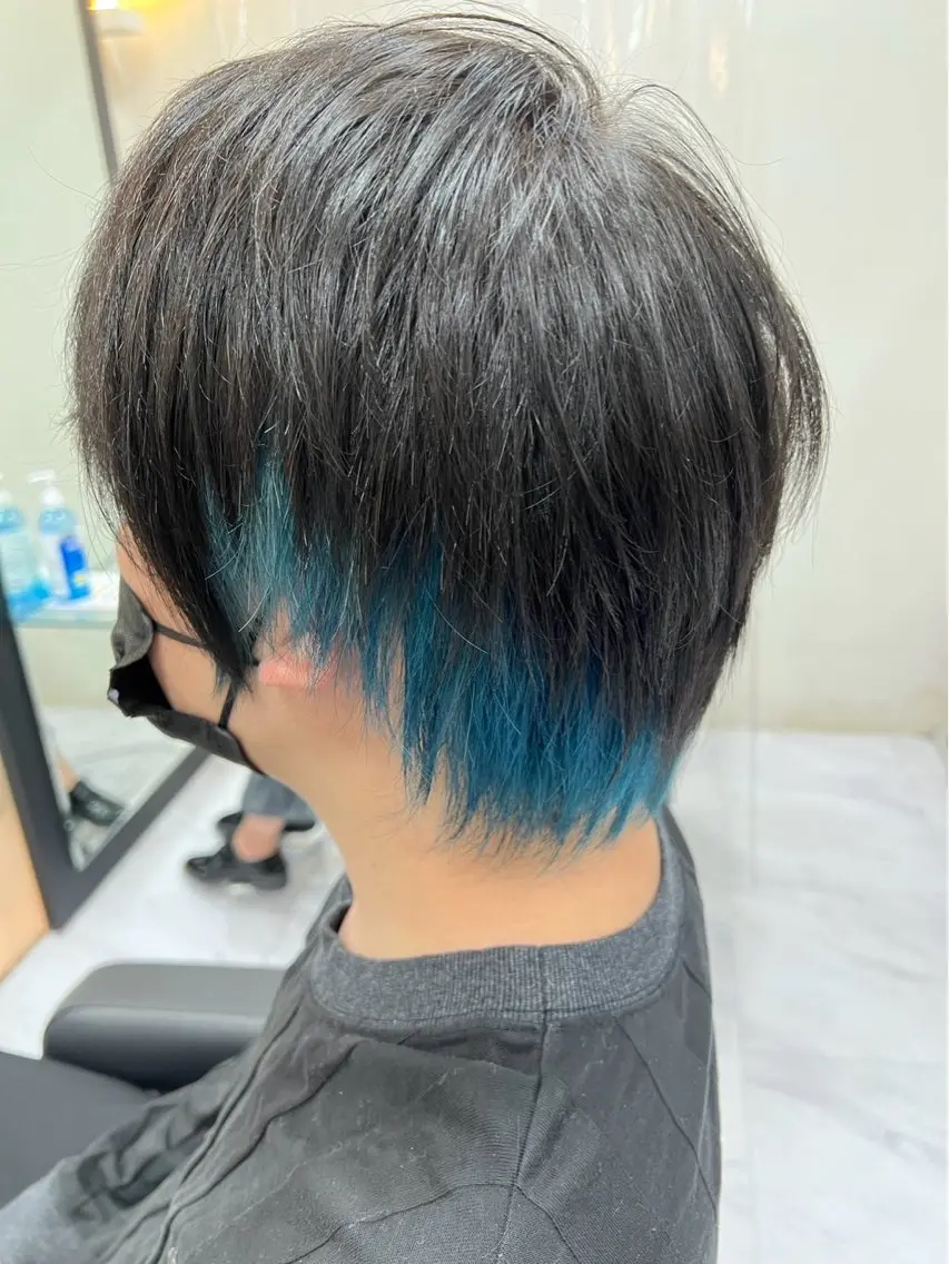ショート カラー メンズ メンズブリーチ メンズインナーカラー アクアカラー 黒髪 ブリーチ 🍒KUMAGAI 🍒のヘアスタイル