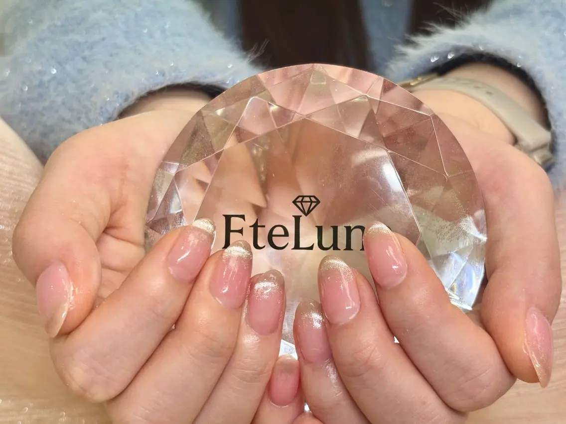 ネイル マグネットネイル ハンドネイル ハンドケア ETE LUNA NAILのネイルデザイン