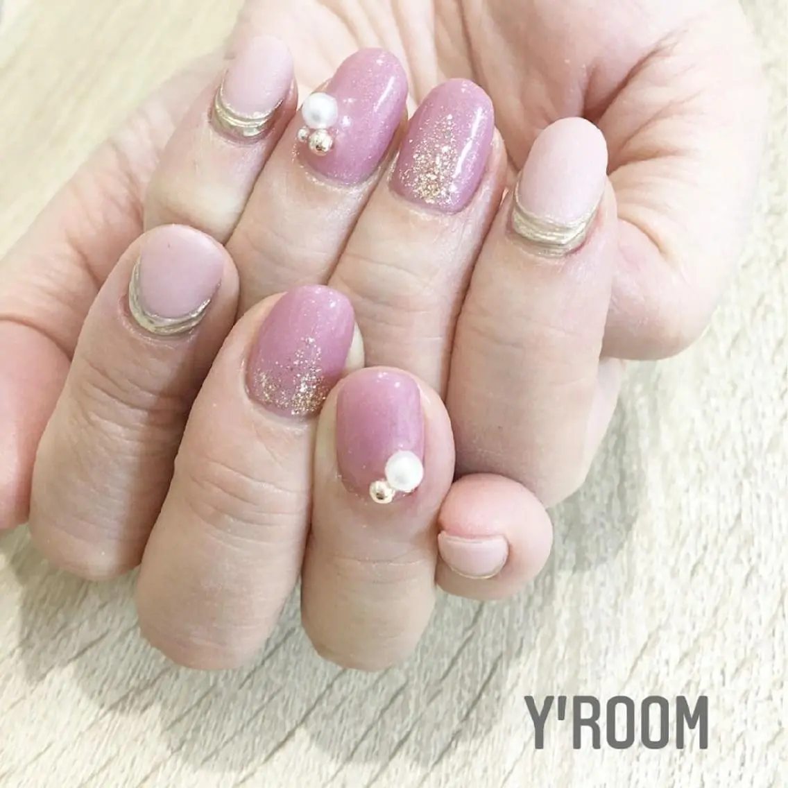 ネイル ジェルネイル ニュアンスネイル ワンカラーネイル パラジェル 夏ネイル ハンドネイル YUKA （ネイリスト）のネイルデザイン