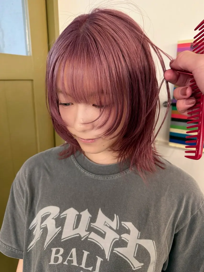 ミディアム カラー スダユーヤ 💫推しカラーウルフのヘアスタイル