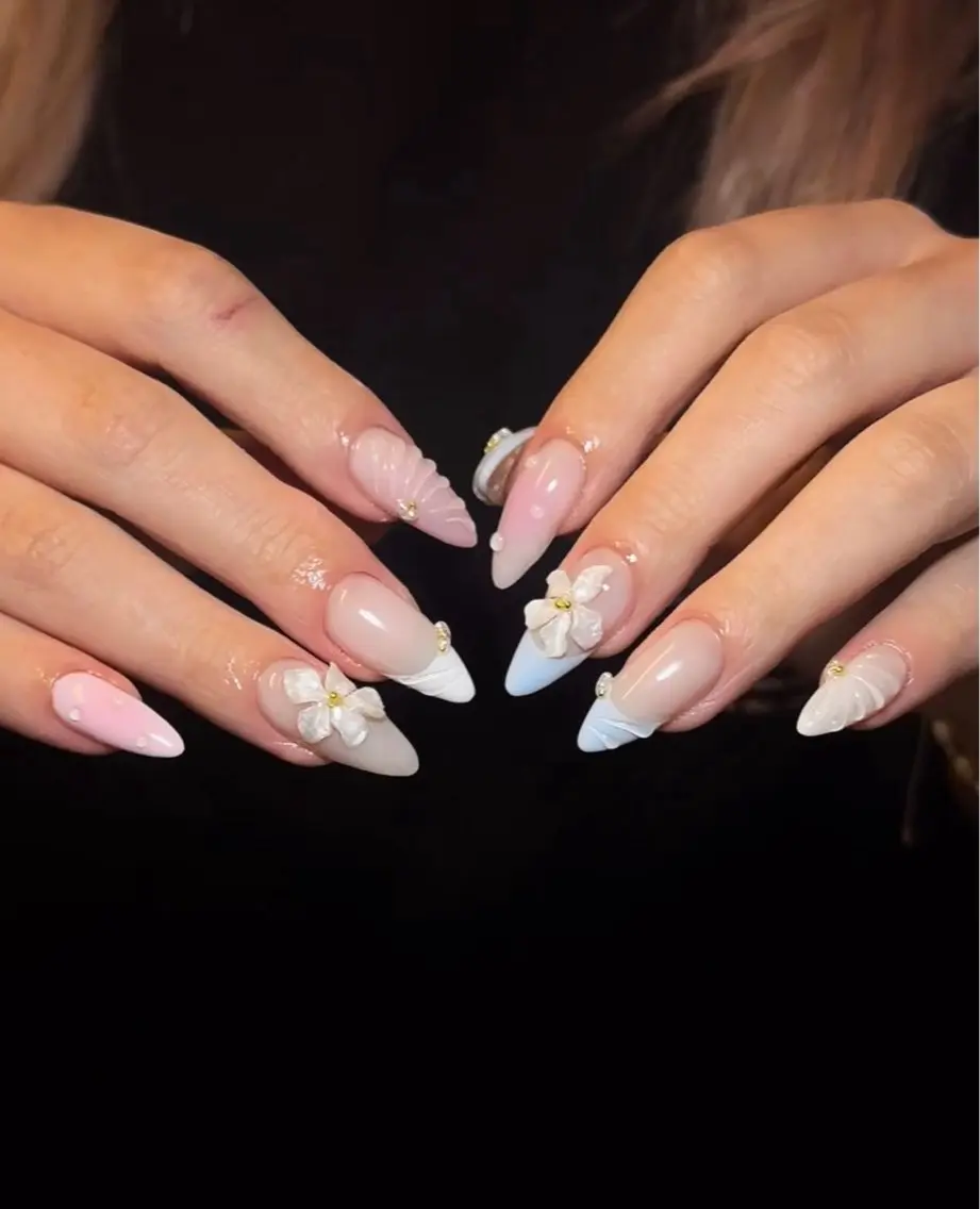 ネイル アートネイル チークネイル ジェルネイル ロングネイル マグネットネイル ハンドネイル Rin Nail 新大久保店のネイルデザイン