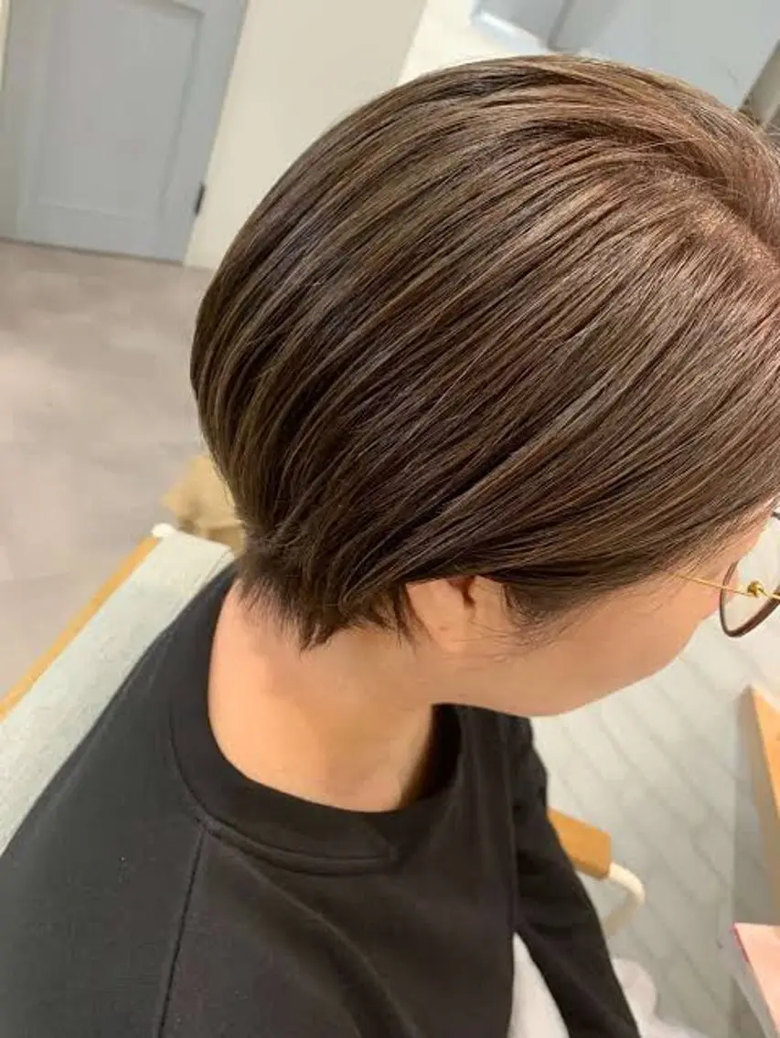 ショート カラー ハイライトカラー ハイライト 井上 美紀のヘアスタイル