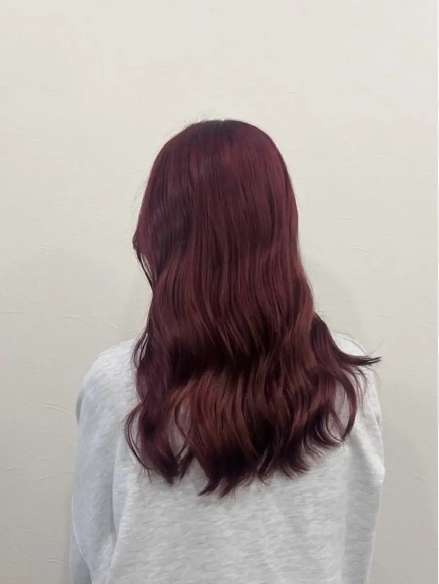 ロング ヘアアレンジ ヘアカラー トリートメント ‎🤍透明感カラー︎ ‎🤍YUURI🤍のヘアスタイル