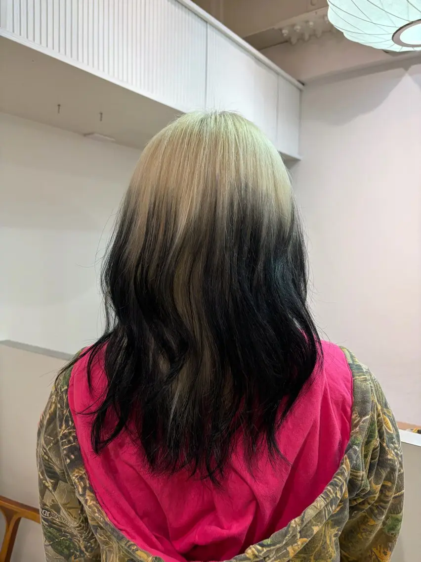 セミロング カラー ヘアアレンジ 🫟ダブルカラー 小島千夏🫟のヘアスタイル