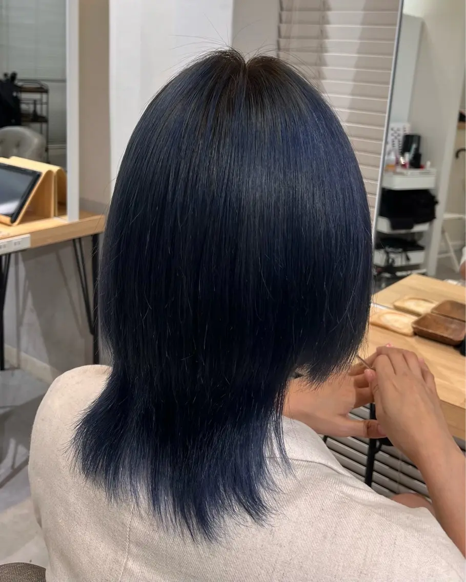 ショート カラー ボブレイヤー ブリーチ ブルーカラー 透明感カラー デザインカラー ヘアカラー トリートメント sayuri /大阪・心斎橋美容師のヘアスタイル