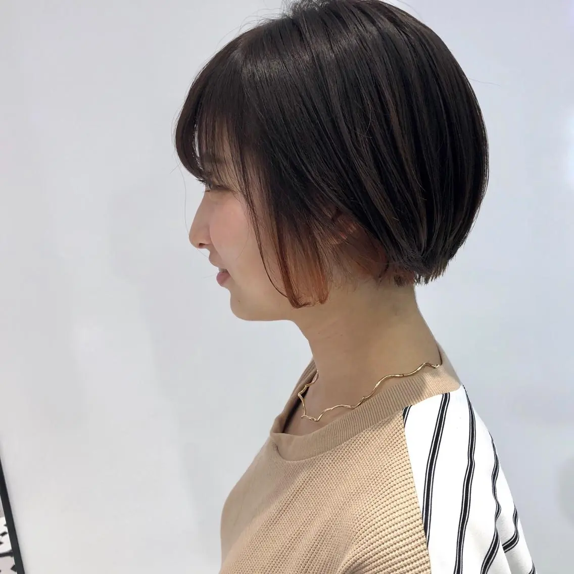 ショート カラー 相川 愛実のヘアスタイル