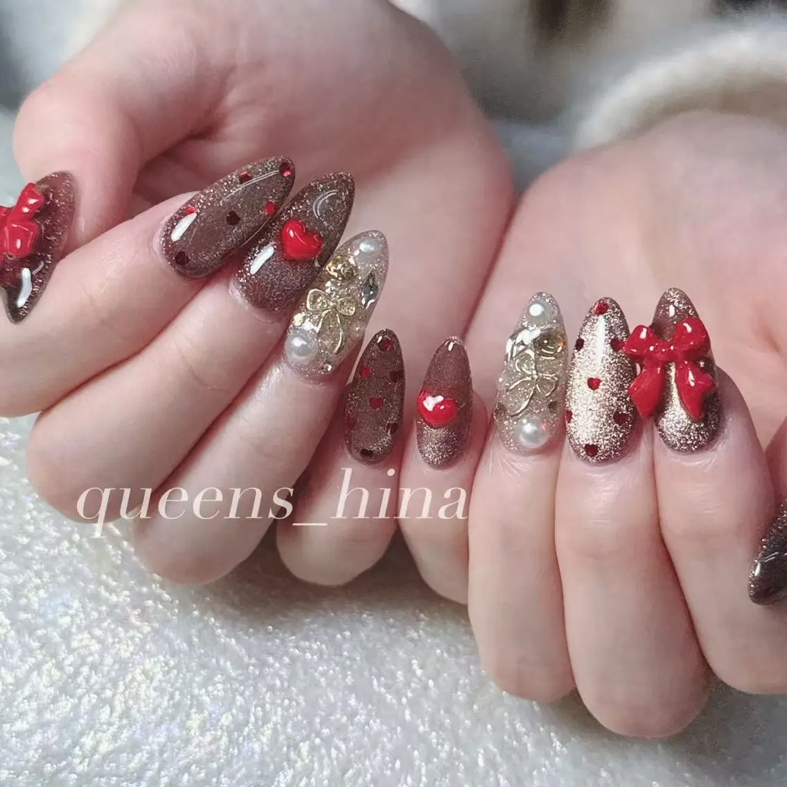 ネイル ハンドネイル Queens テイのネイルデザイン