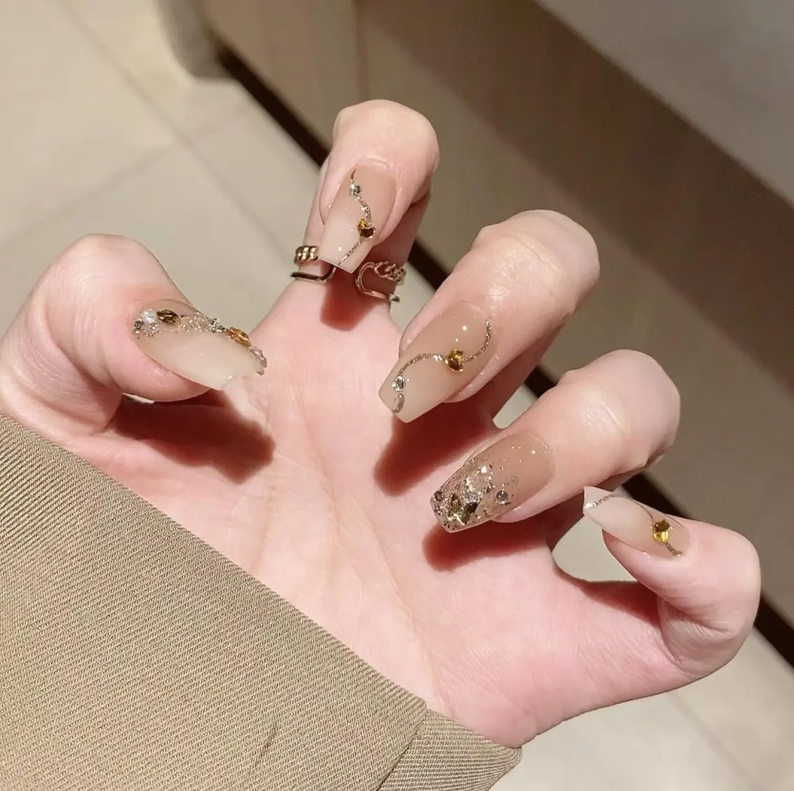 ネイル ハンドネイル エリ🫧 nail池袋東口のネイルデザイン