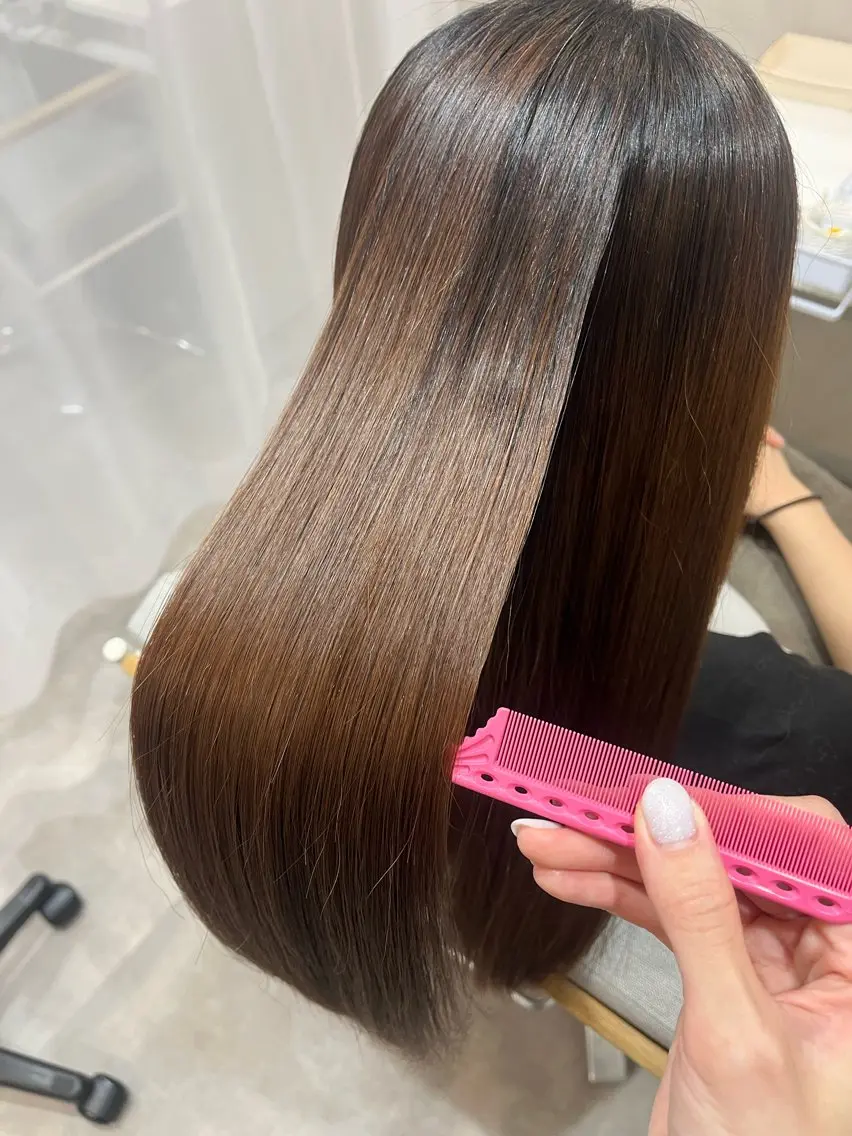 ロング 縮毛矯正 森 愛友のヘアスタイル