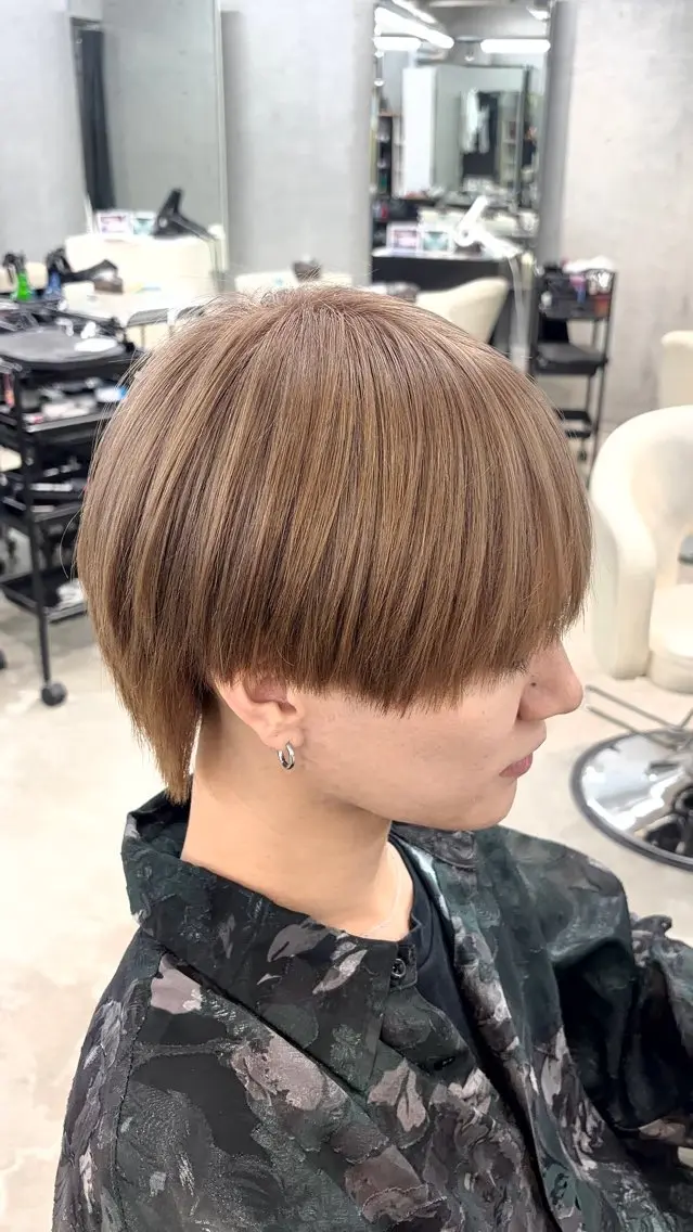 カラー メンズ カット ヘアカラー 黒田 琉偉のヘアスタイル