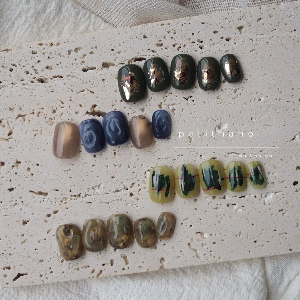 ネイル ブラウン ニュアンスネイル ハンドネイル nail◯ petitnanoのネイルデザイン