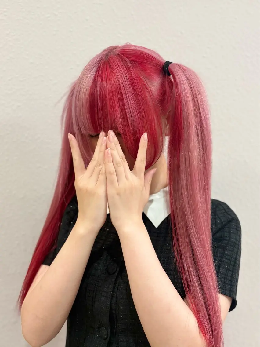 ロング カラー カット ヘアカラー トリートメント GaKu/ハイトーン /ブリーチ/レイヤーのヘアスタイル