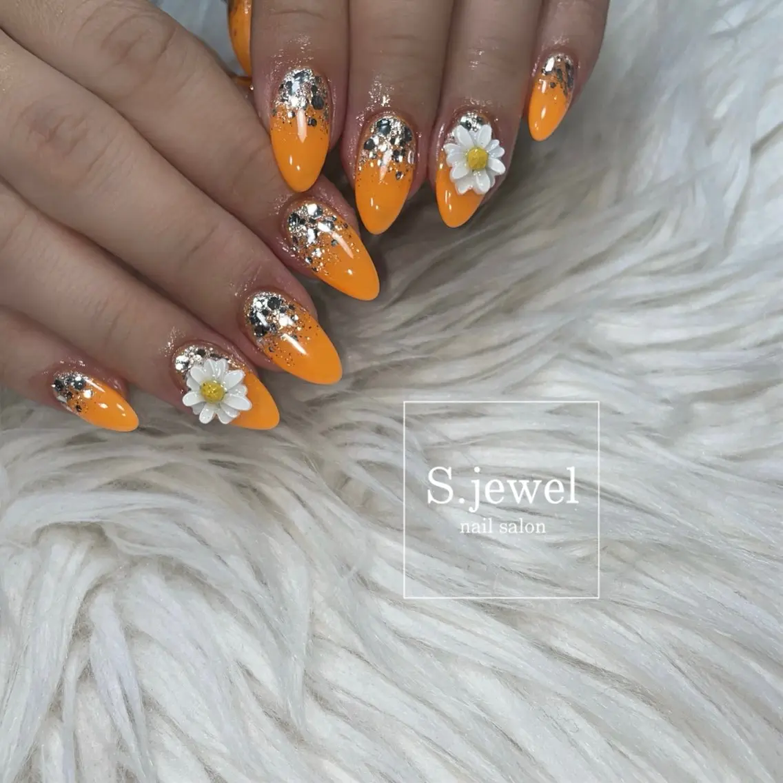 ネイル S. JEWELのネイルデザイン