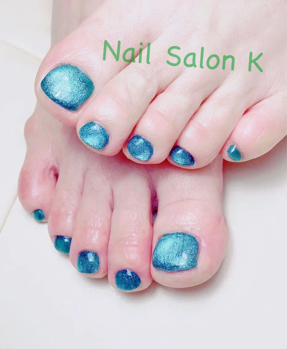 ネイル グリーン マグネットネイル フットネイル Nail Salon K 🧸美爪育成のネイルデザイン