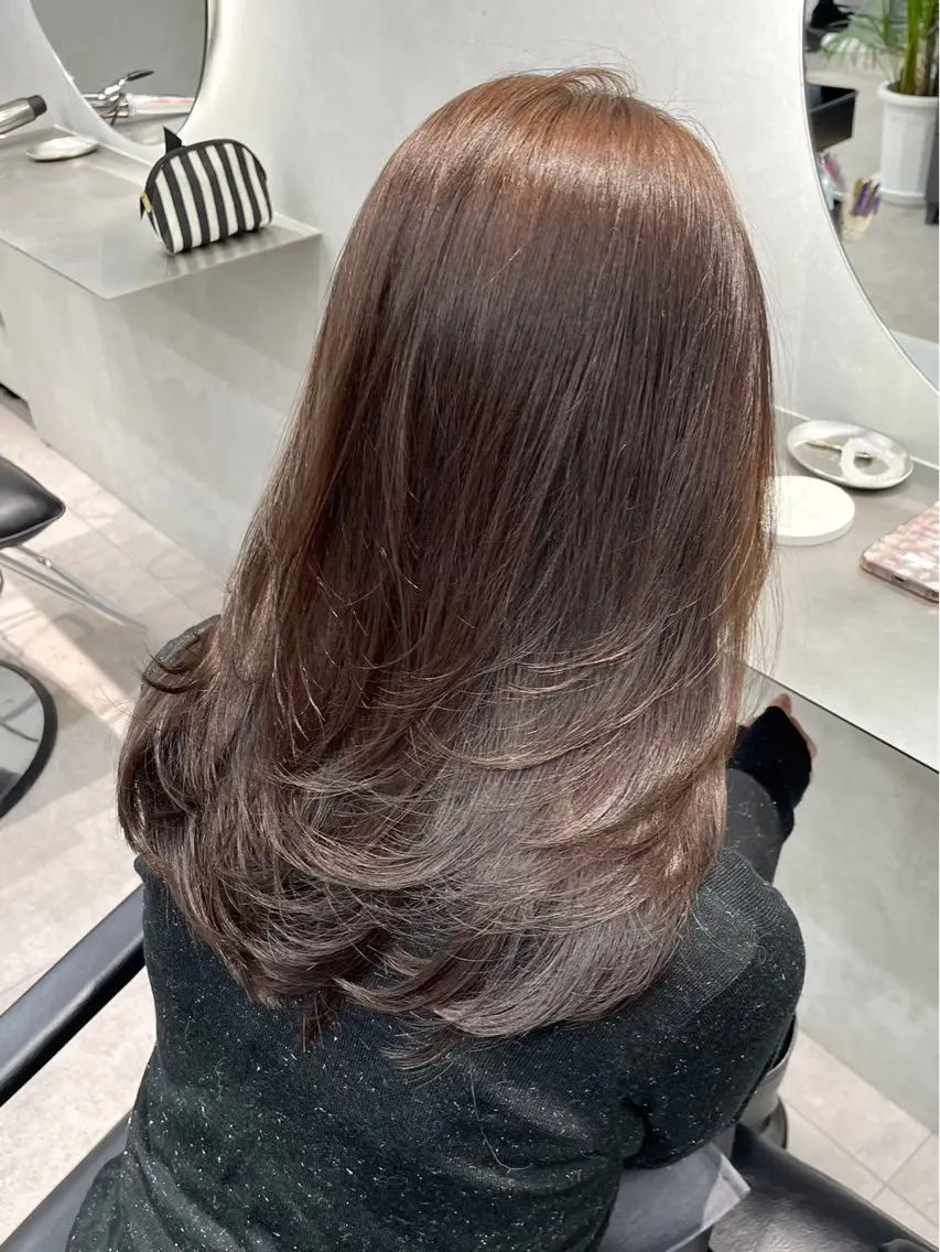 ロング カラー 神崎 琴音のヘアスタイル