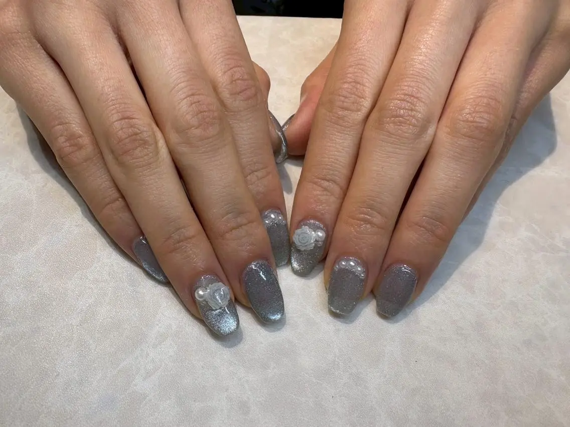 ネイル アートネイル 韓国ネイル マグネットネイル 持ち込み ニュアンスネイル Allma Nailのネイルデザイン