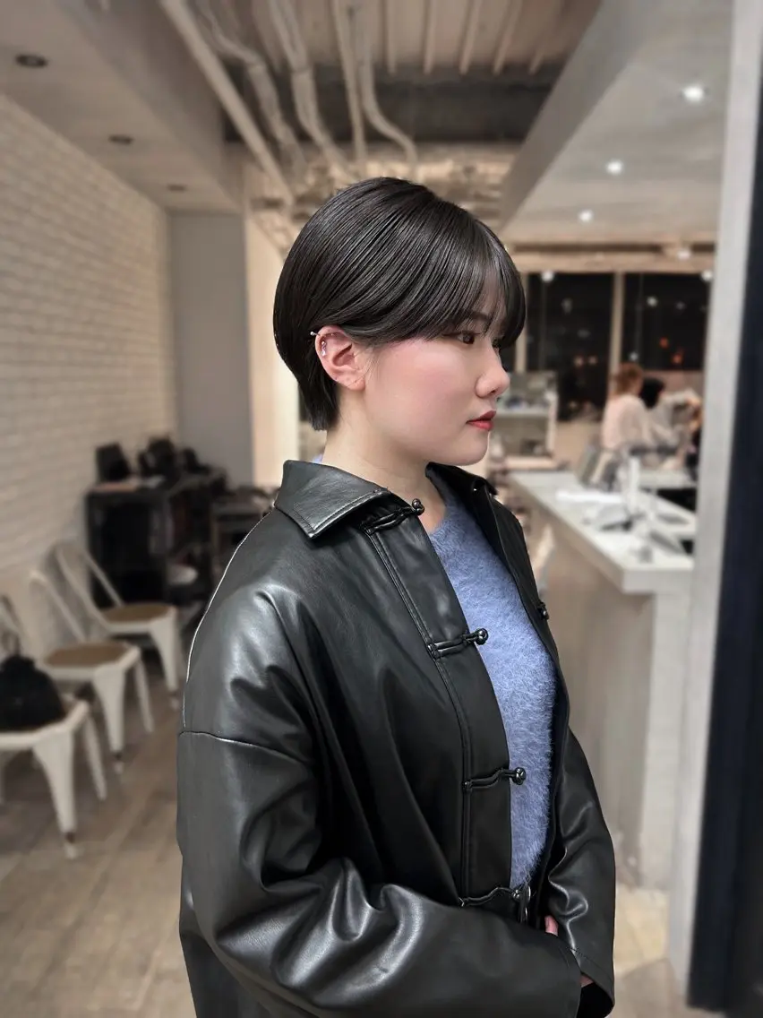 ショート Hinata🛸 ハイトーン美容師のヘアスタイル