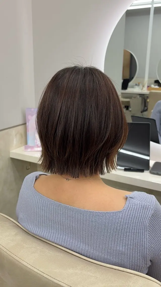 ショート ボブ レイヤーカット 濱岸 蓮央のヘアスタイル