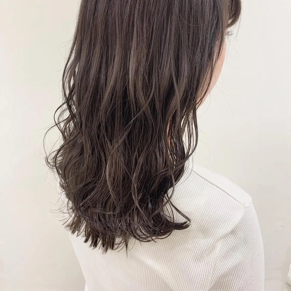 カラー ブリーチ グレージュ ブリーチなしカラー 窪田 椋介のヘアスタイル