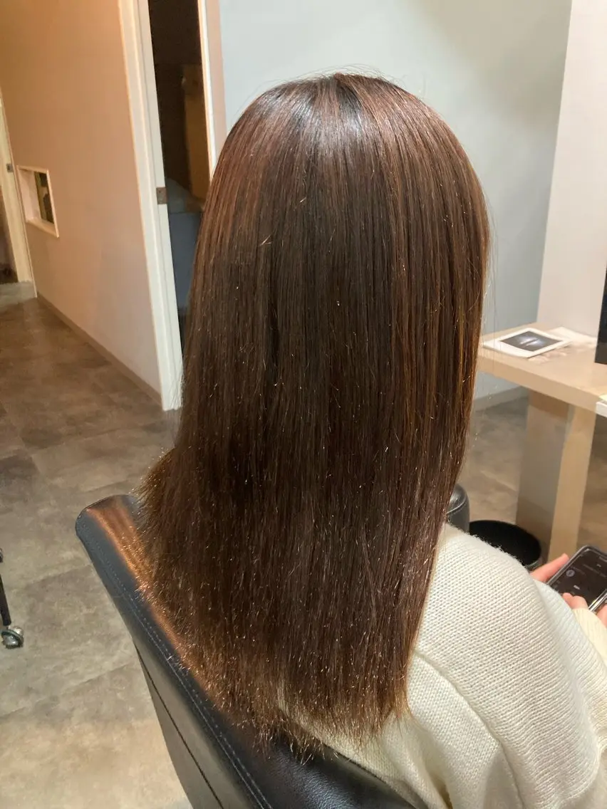 セミロング パーマ 縮毛矯正 ストレートパーマ 三上 琳のヘアスタイル