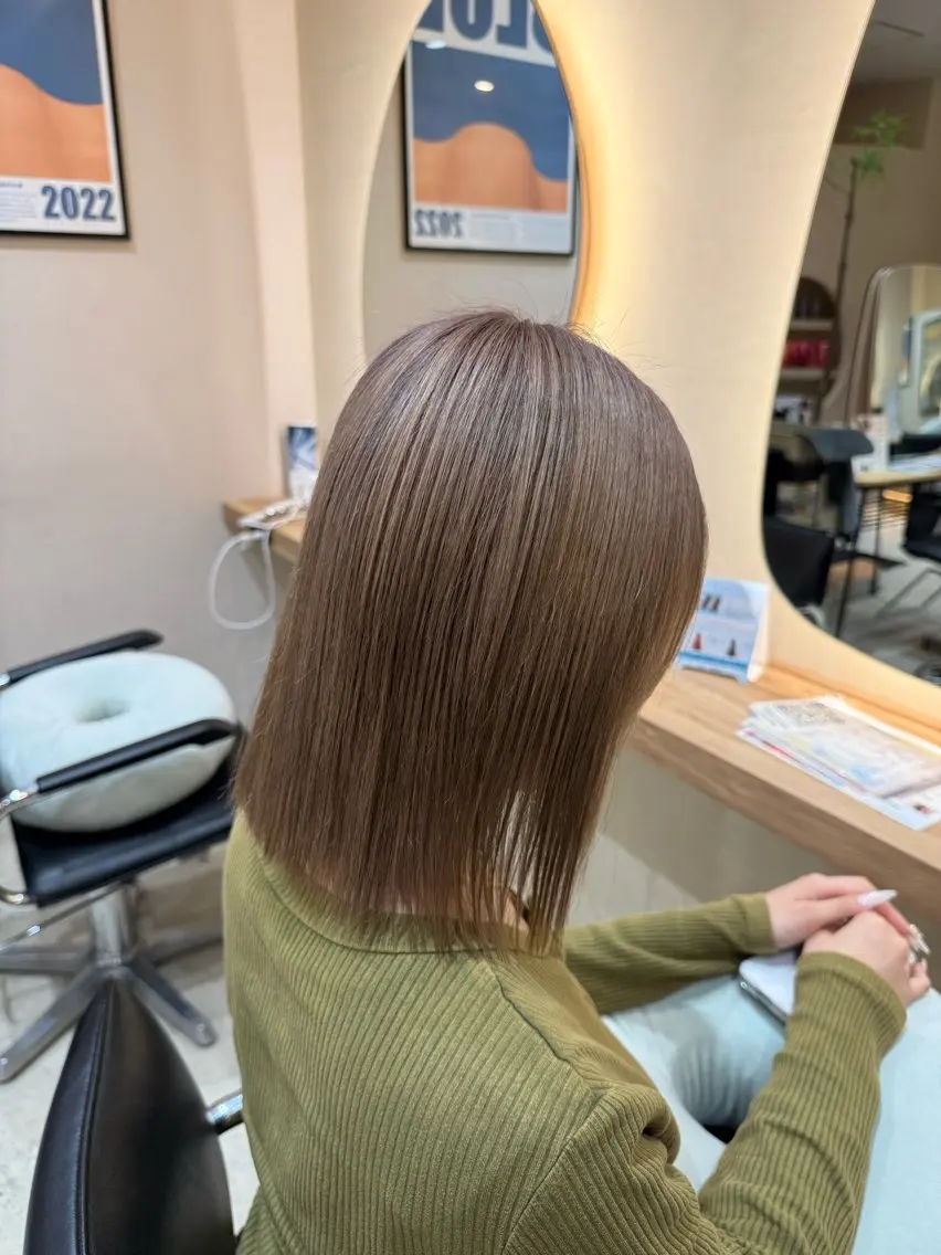 カラー ハイトーンベージュ カラー/さら🎀のヘアスタイル