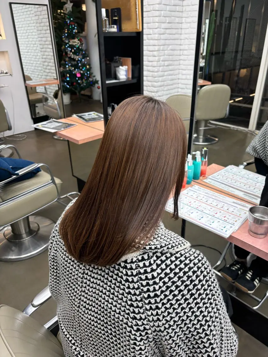 セミロング 縮毛矯正 毛利 拓夢のヘアスタイル