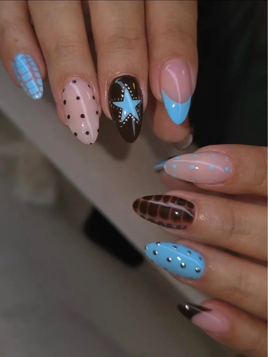 ネイル ハンドネイル HAPPI NAIL CALINのネイルデザイン