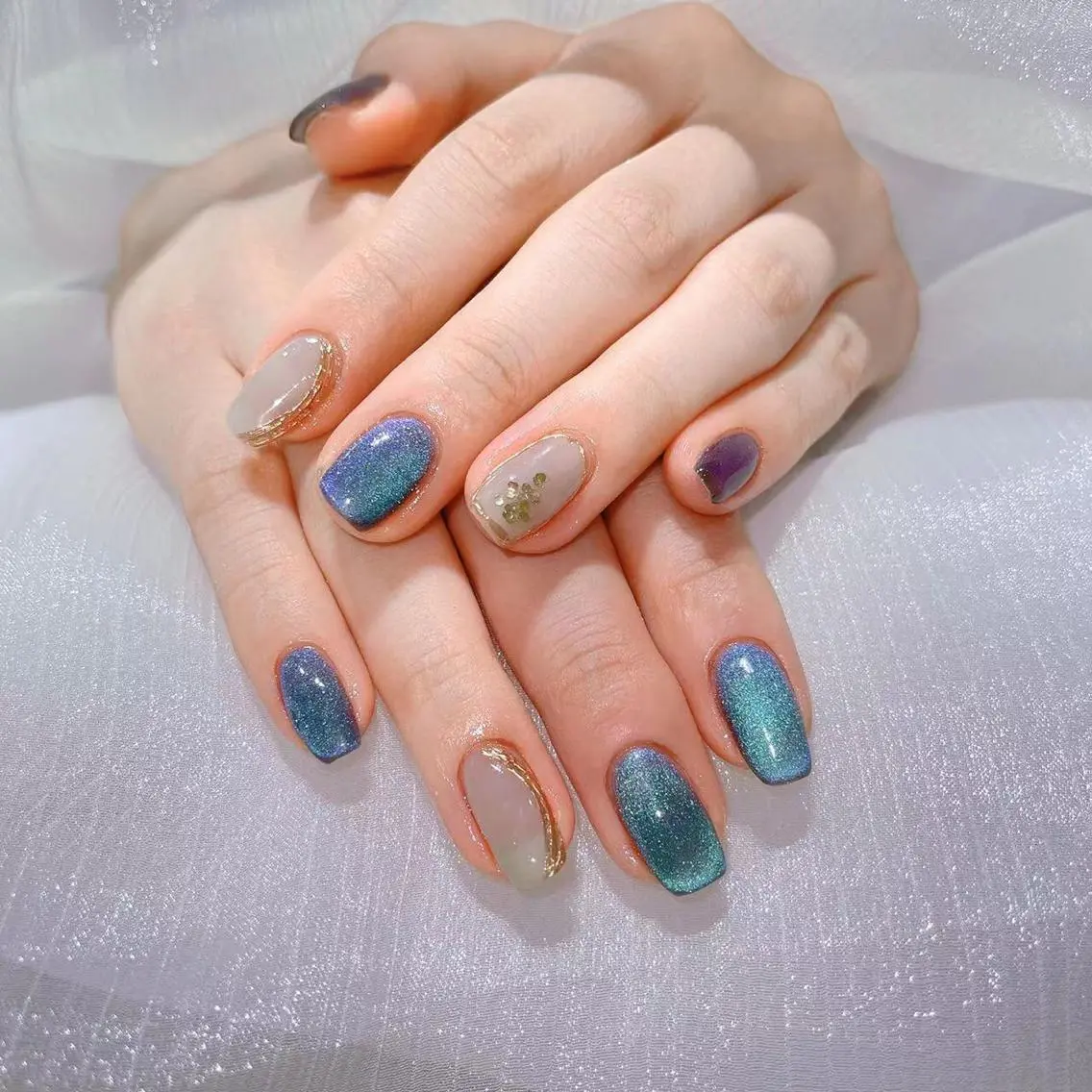 ネイル Queens みなみのネイルデザイン