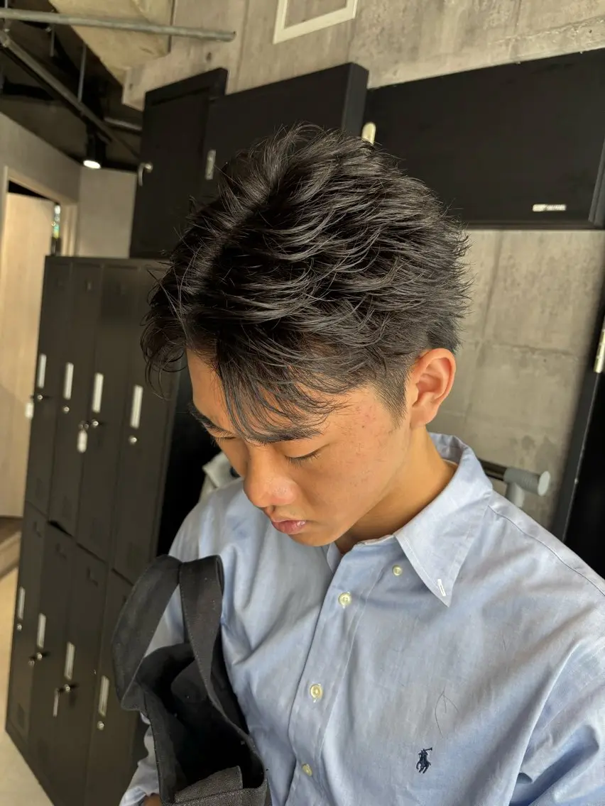 パーマ メンズ メンズパーマ カット パーマ トリートメント _WHITE / KENTOのヘアスタイル