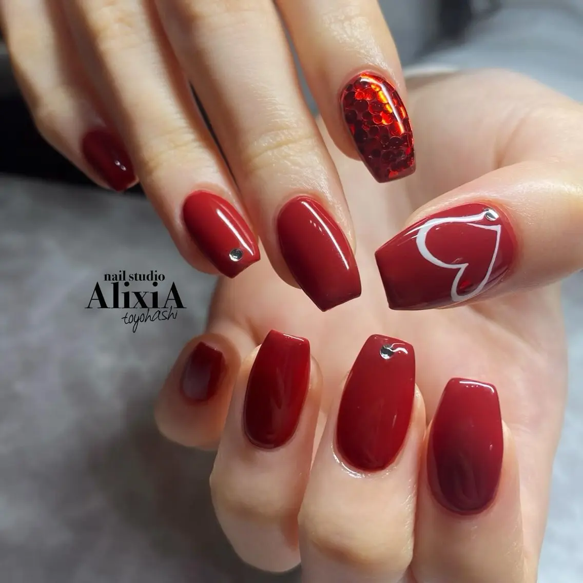 ネイル ハンドネイル AlixiA ゆみのネイルデザイン