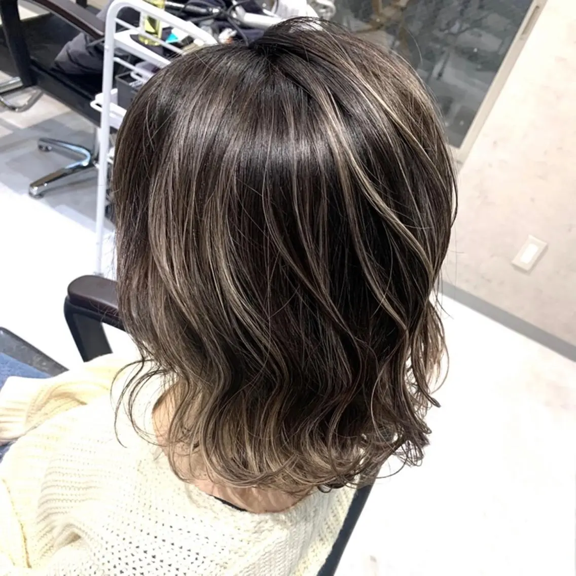 ショート ハイライト 髪質改善 トリートメント 松井那津子 /ハイライトブリーチのヘアスタイル