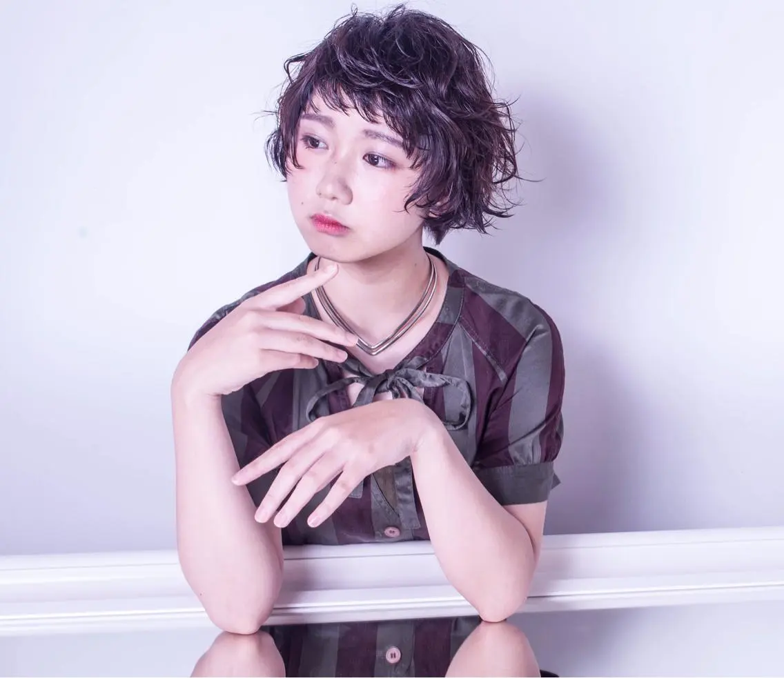 ショート ミディアム カラー パーマ ミディアムパーマ レイヤーカット ハイトーン×髪質改善 KENTAのヘアスタイル