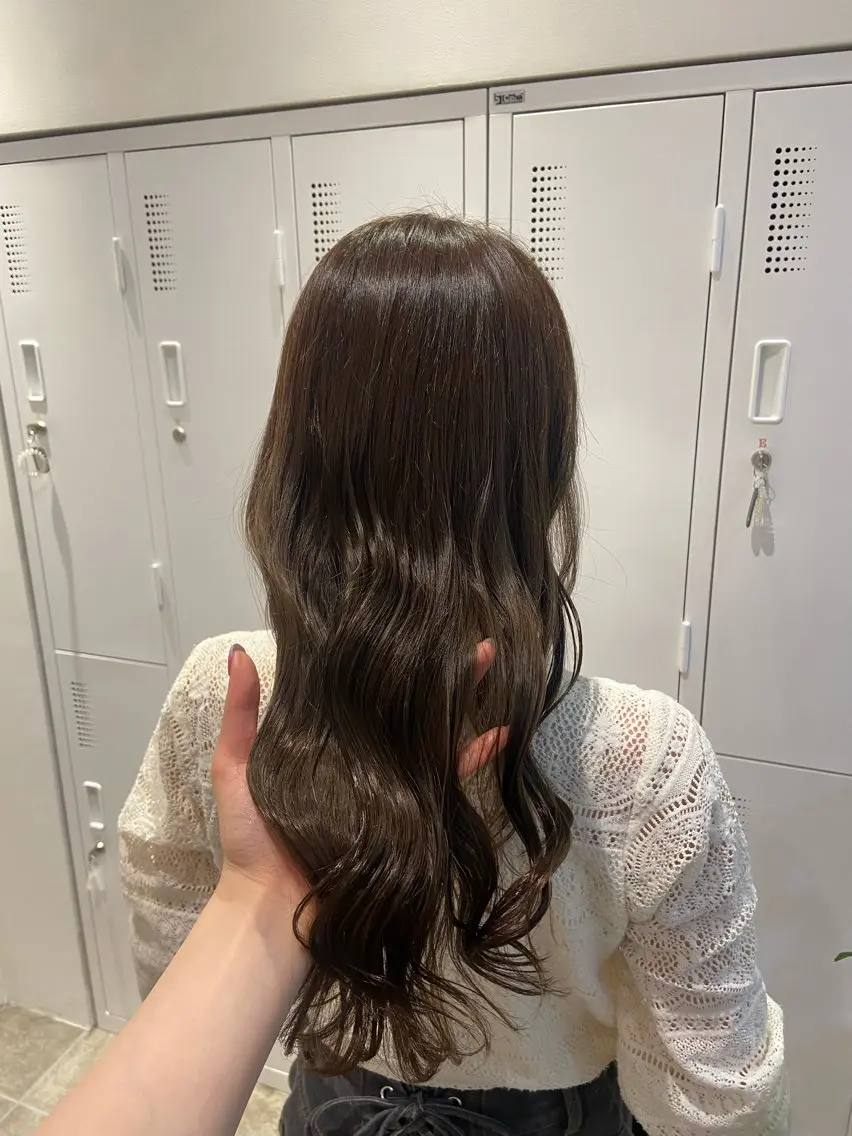 カット+カラー👩🏻🦰🌈の写真